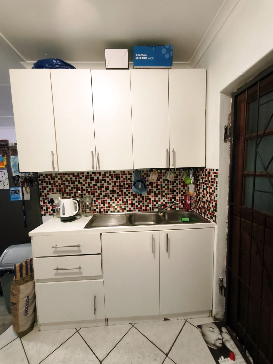 2 Bedroom Property for Sale in Highbury Park Western Cape